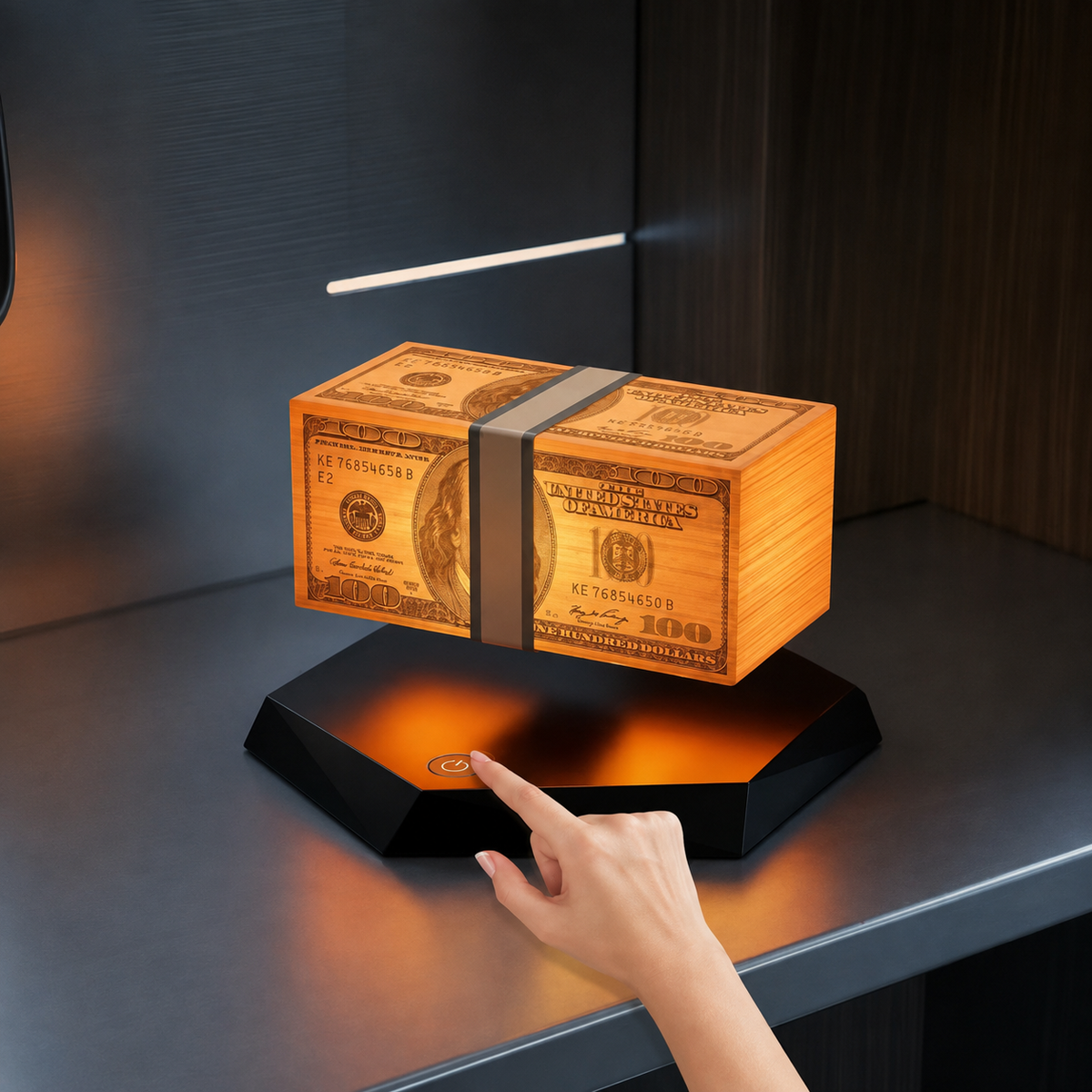 GTA Floating Money Lamp
